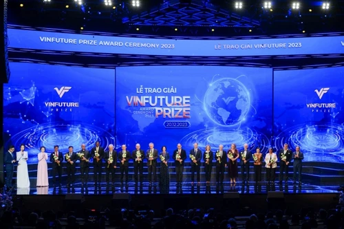 Nhà khoa học Việt: VinFuture sánh ngang các giải thưởng khoa học - công nghệ uy tín lâu năm trên thế giới