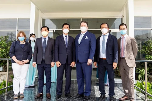 Tân Đại sứ Hoa Kỳ tại Việt Nam thăm Nhà máy sữa Vinamilk tại Cần Thơ