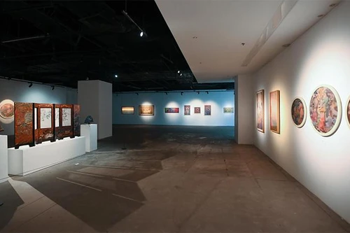 VCCA mở cửa triển lãm ‘Sợi kết nối’