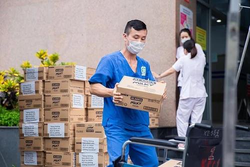 Sữa Cô Gái Hà Lan theo hành trang các y bác sĩ vào miền Nam chống dịch