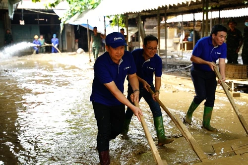 Nỗ lực khắc phục hậu quả, ổn định đời sống nhân dân tại các vùng bão lũ