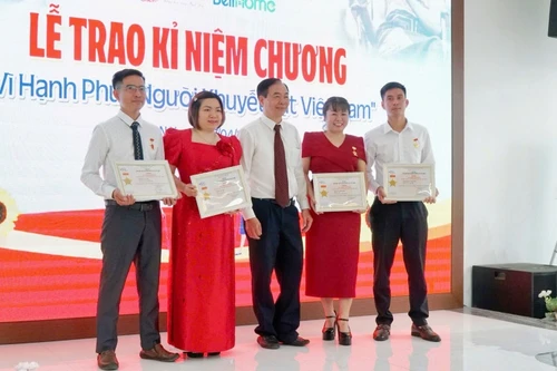 Lễ trao kỷ niệm chương ‘Vì hạnh phúc người khuyết tật’: Hành trình nhân văn từ Tập đoàn Bell