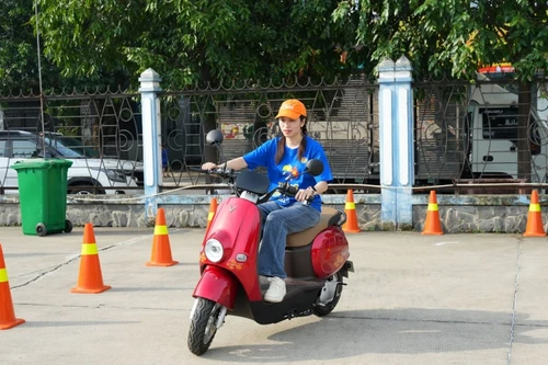 Xe VinFast Motio giá chỉ 12 triệu đồng: 'Món hời' với một 'trợ thủ đắc lực' cho học sinh