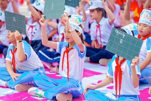 Thay đổi lớn từ chiếc mũ bảo hiểm nhỏ