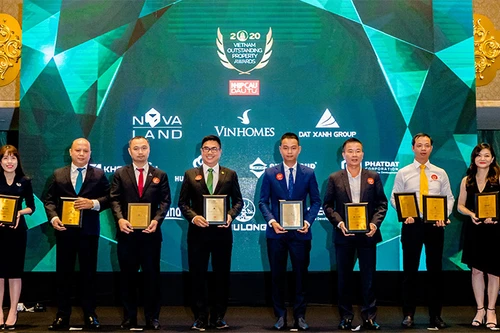 Tập đoàn Đất Xanh tiếp tục được vinh danh “Nhà phát triển bất động sản tiêu biểu”