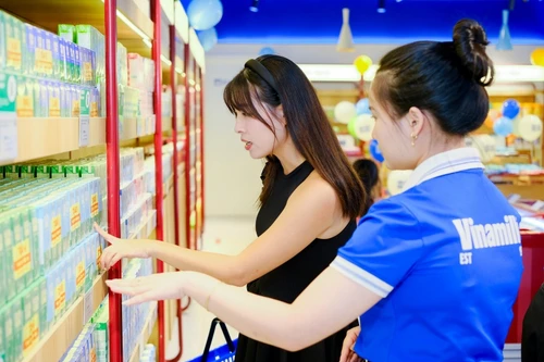 Hiệu quả chuyển đổi số, gia tăng độ phủ hệ thống cửa hàng giúp Vinamilk tăng tốc doanh thu trong quý 3