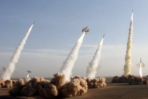 [ẢNH] Quan chức Iran đe dọa xóa sổ Israel trong nửa giờ nếu bị Mỹ tấn công