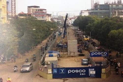 Di chuyển, chặt hạ và cắt sửa 62 cây xanh làm ga đường sắt trên cao