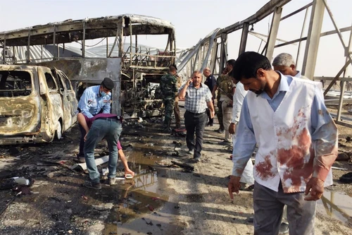 Xả súng và đánh bom đẫm máu ở Iraq, ít nhất 140 người thương vong