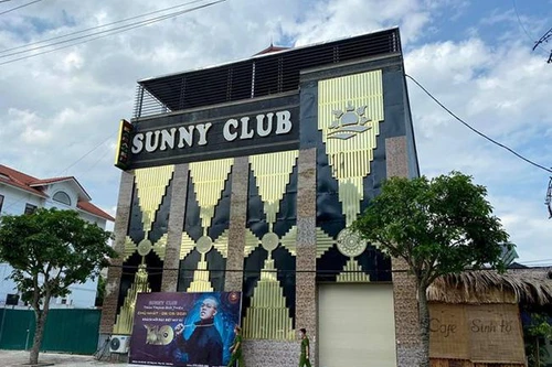 Bị thu hồi giấy phép, quán bar Sunny ‘lộ’ sai phạm