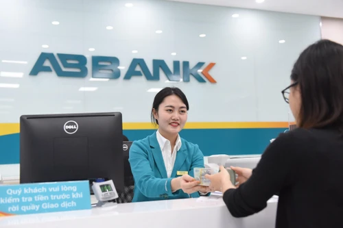 Miễn phí chuyển tiền quốc tế cho du học sinh và trợ cấp thân nhân