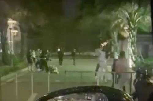 Thông tin ban đầu vụ 2 cô gái trẻ giữa đêm bị hành hung tại Hà Nội