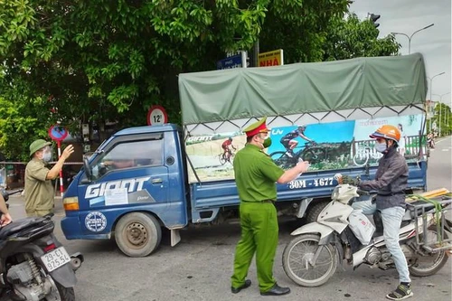 Quản lý chặt di biến động công dân từ vùng dịch về địa phương