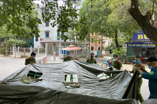 Quản lý chặt chung cư Viễn Đông Star, tái ‘kích hoạt’ khu cách ly Pháp Vân – Tứ Hiệp