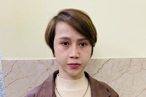 Bắt Lương ‘pê đê’, trùm môi giới mại dâm lên tới 7.000 USD/lượt