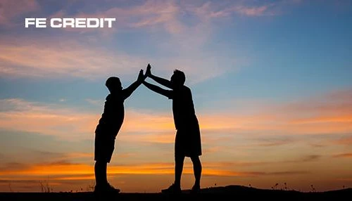 Một đời vất vả cha không ngại, chỉ mong phương xa con đủ đầy 