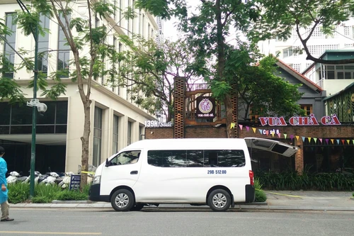 Điều tra nguyên nhân người đàn ông tử vong trong nhà hàng trên phố Lý Thường Kiệt