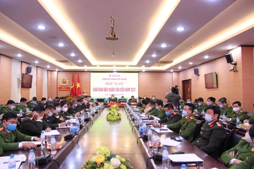 Công an Hà Nội: Tiếp tục triển khai mạnh các biện pháp đấu tranh tội phạm, phòng ngừa dịch bệnh