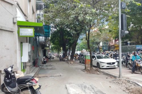 ‘Xây’ diện mạo khang trang tuyến Phố Huế - Hàng Bài