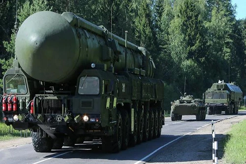 Bộ ba hạt nhân Nga phóng thành công một loạt tên lửa chiến lược trong diễn tập