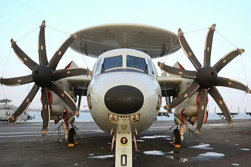 Mỹ phê chuẩn 2 hợp đồng bán máy bay trinh sát cho Nhật Bản và Australia