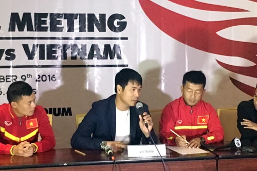 HLV Hữu Thắng: "Trận đấu tái ngộ thầy Riedl sẽ rất vui và thú vị"