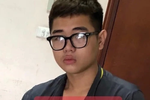 Cảnh sát hình sự Hà Nội bắt 'nóng' đối tượng táo tợn cướp 'xe ôm'