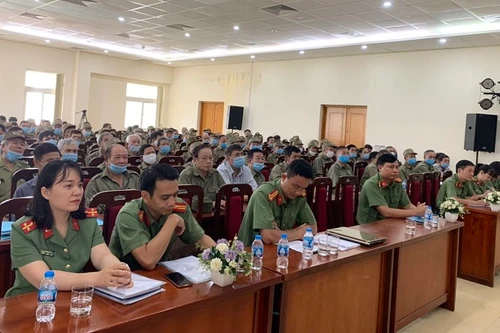 Trang bị kiến thức, kỹ năng nghiệp vụ cho lực lượng bảo vệ dân phố