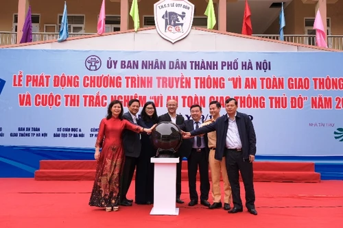 Cuộc thi trắc nghiệm 'Vì An toàn giao thông thủ đô năm 2020' trên mạng Internet