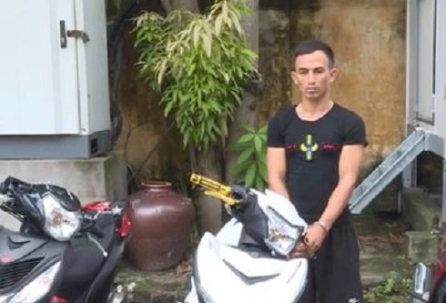 Cướp giật túi xách, kéo lê người bị hại 100 mét