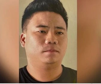 Rủ bạn gái mới quen đi xem phim để... trộm cắp tài sản