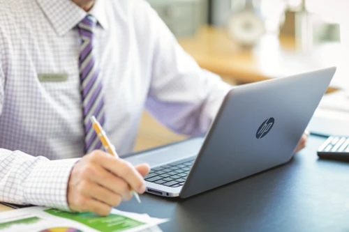 HP ra mắt laptop đặc biệt dành cho doanh nhân