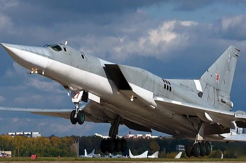 Nga từ chối bán máy bay ném bom siêu thanh Tu-22 cho Trung Quốc 