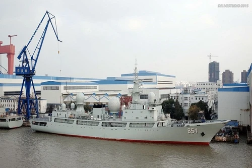 Trung Quốc cùng lúc hạ thủy 3 tàu chiến “cực khủng”