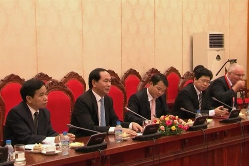 Chính phủ Áo hỗ trợ các trang thiết bị phương tiện y tế và PCCC