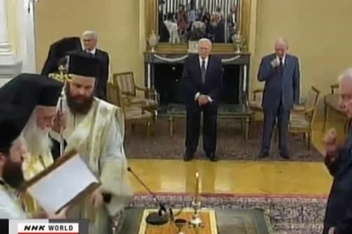 Hy Lạp thành lập chính phủ lâm thời