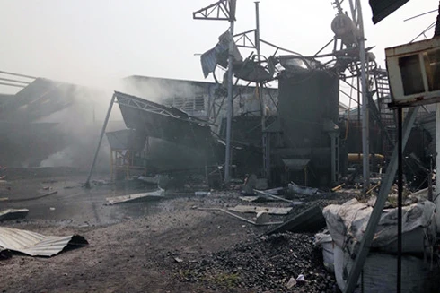 Nổ ở lò đốt gạch, một người chết, một người thương nặng