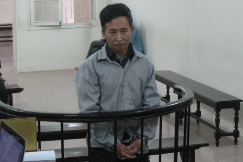 Buôn bán cả nghìn bánh heroin, ra tòa lại nói chỉ “lái” trâu, bò