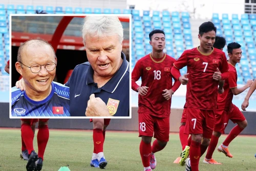 [ẢNH] HLV Park vui vẻ gặp lại thầy cũ Guus Hiddink, sẵn sàng đấu U22 Trung Quốc