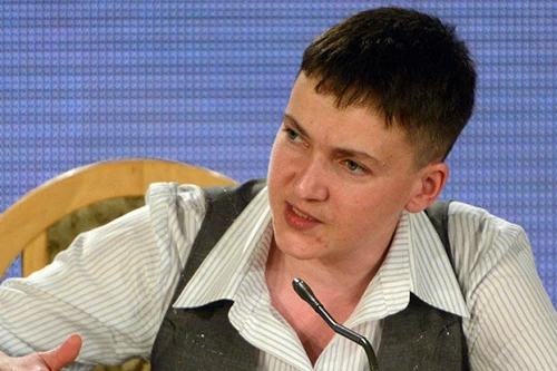 Nữ phi công Savchenko gặp 6 tù nhân chiến tranh người Ukraine ở Donbass