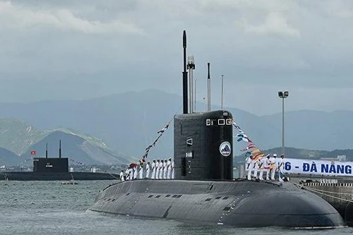 Nga sẵn sàng bán thêm tàu ngầm và tàu nổi cho Việt Nam