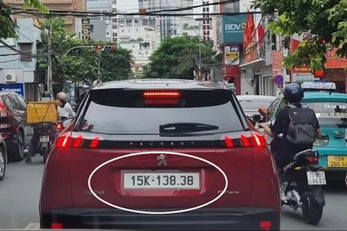 Biển số xe 15K - 138.38 lưu thông trên đường là biển giả