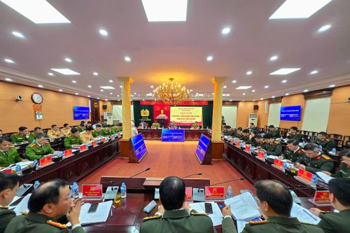 Công an Thủ đô gương mẫu, đi đầu trong chuyển đổi số