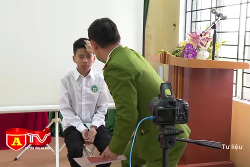 Dừng cấp căn cước công dân mã vạch và chứng minh nhân dân 9 số