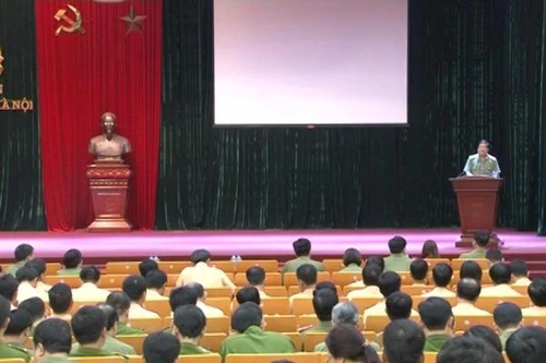 Khai giảng lớp bồi dưỡng công tác Đảng cho các Bí thư chi bộ