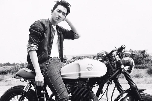 Ngắm vẻ điển trai lãng tử của siêu mẫu Võ Cảnh