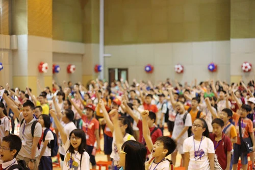 Trải nghiệm tương lai cùng Trại hè Vinschool 2015