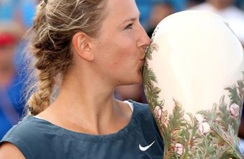 Đánh bại Serena, Azarenka giành ngôi vô địch