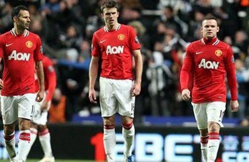 Ác mộng đầu năm của "Quỷ đỏ"