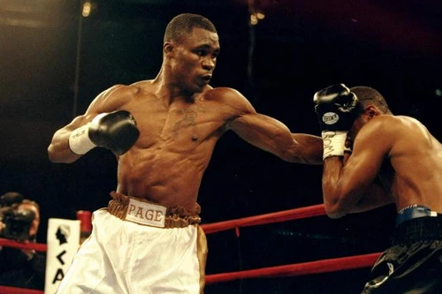 Mới mãn hạn tù, võ sĩ quyền Anh lại đi cướp